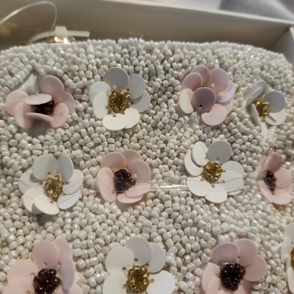 Sincerly Jules Beaded Clutch Set - Cream and Pink - Picture 3 of 8